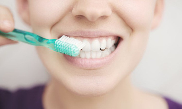 Bác sĩ tiết lộ 8 sự thật về kem đánh răng: Nhiều người sử dụng hàng ngày nhưng không biết - Ảnh 2.