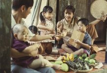 Bộ ảnh gia đình nhà quê đông con hạnh phúc của Lý Hải – Minh Hà gây “sốt” vì quá dễ thương