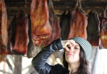 Đây là món ăn được xưng tụng là “kinh sợ nhất thế giới” mà nếu được cho thì đừng nên có dại mà nếm dù chỉ 1 lần